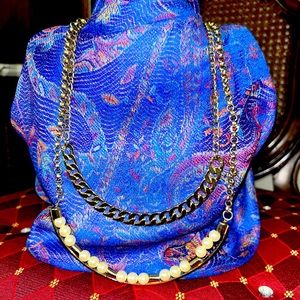 Multi layered vintage necklace gold / pearls